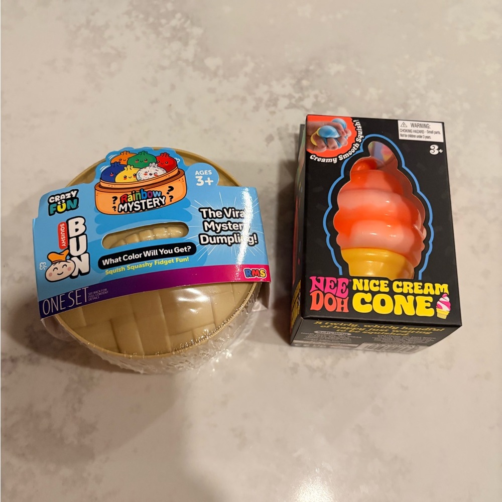 Rainbow Mystery Dumpling Squishy Toy and Needoh ice cream!